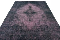 Surface texture of 1950s Tabriz rug with natural Wool and intricate pattern