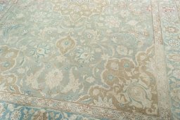 Close-up detail of 1950s Tabriz rug from Iran / Persia showing Wool weave