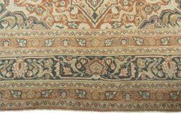 Full view of 1930s Tabriz rug from Iran / Persia, 190 × 137 cm in Beige tones
