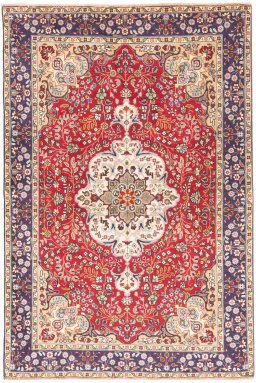 Full view of 1980s Tabriz rug from Iran / Persia, 147 × 98 cm in Red tones
