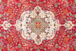 Full view of 1980s Tabriz rug from Iran / Persia, 147 × 98 cm in Red tones