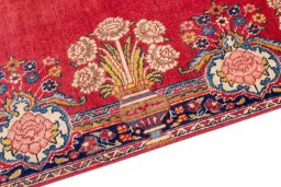 Backside of handmade 1940s Tabriz rug showing knot structure and weave density