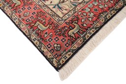 Central medallion detail of 1980s Tabriz rug from Iran / Persia
