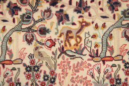 Full view of 1980s Tabriz rug from Iran / Persia, 150 × 95 cm in Cream tones