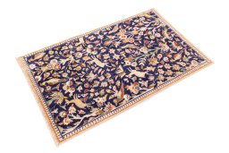Corner detail of 1980s Tabriz rug showing border pattern and Wool pile