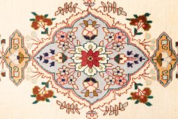 Close-up detail of 1985s Tabriz rug from Iran / Persia showing Wool weave