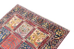 Surface texture of 2005s Tabriz rug with natural Wool and intricate pattern