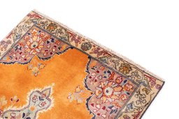 Surface texture of 2004s Tabriz rug with natural Wool and intricate pattern