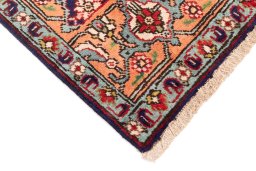 Central medallion detail of 1985s Tabriz rug from Iran / Persia