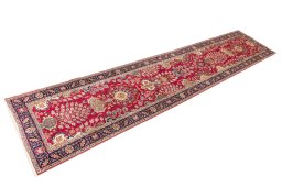 Close-up detail of 2002s Tabriz rug from Iran / Persia showing Wool weave
