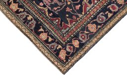 Backside of handmade 1900s Tehran rug showing knot structure and weave density