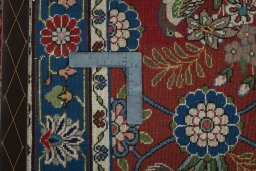 Surface texture of New Varamin rug with natural Wool and intricate pattern