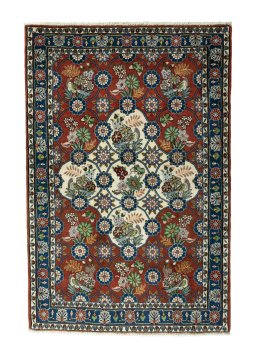 Full view of New Varamin rug from Iran / Persia, 162 × 109 cm in Red tones