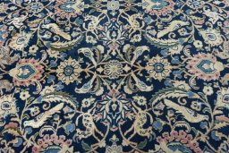 Central medallion detail of 2000s Varamin rug from Iran / Persia