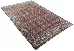 Close-up detail of 1950s Varamin rug from Iran / Persia showing Wool weave