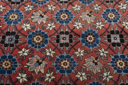 Central medallion detail of 1950s Varamin rug from Iran / Persia