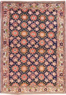 Full view of 1980s Varamin rug from Iran / Persia, 150 × 104 cm in Blue tones