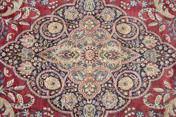 Close-up detail of 1930s Yazd rug from Iran / Persia showing Wool weave