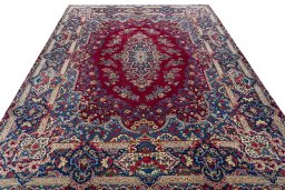 Surface texture of 1970s Yazd rug with natural Wool and intricate pattern