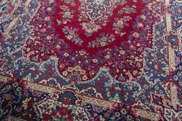 Close-up detail of 1970s Yazd rug from Iran / Persia showing Wool weave