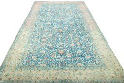 Surface texture of 1930s Yazd rug with natural Wool and intricate pattern