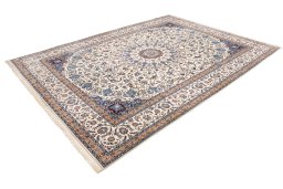 Close-up detail of 2020s Nain 6La with Silk rug from Iran / Persia showing Wool weave