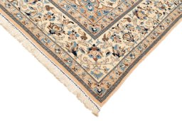 Central medallion detail of 2019s Nain 6La with Silk rug from Iran / Persia