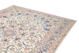 Surface texture of 2020s Nain 6La with Silk rug with natural Wool and intricate pattern