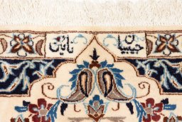 Backside of handmade 2021s Nain 6La with Silk rug showing knot structure and weave density