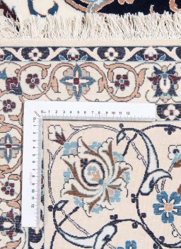 Close-up detail of New Nain 6La with Silk rug from Iran / Persia showing Wool weave