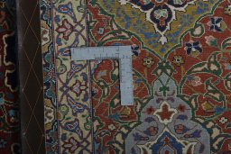 Central medallion detail of 1970s Tabriz 50/60/70 Raj rug from Iran / Persia