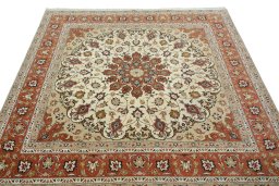Surface texture of New Tabriz 50/60/70 Raj rug with natural Cork and intricate pattern
