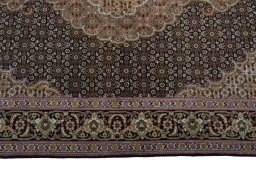Corner detail of New Tabriz 50/60/70 Raj rug showing border pattern and Cork pile