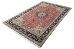 Corner detail of New Tabriz 50/60/70 Raj rug showing border pattern and Cork pile