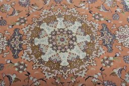 Central medallion detail of New Tabriz 50/60/70 Raj rug from Iran / Persia