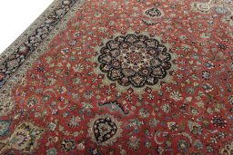 Backside of handmade 2000s Tabriz 50/60/70 Raj rug showing knot structure and weave density