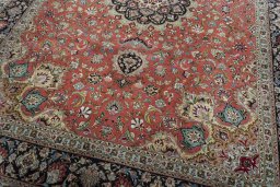 Close-up detail of 2000s Tabriz 50/60/70 Raj rug from Iran / Persia showing Cork weave