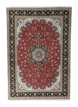 Full view of 2000s Tabriz 50/60/70 Raj rug from Iran / Persia, 294 × 204 cm in Red tones