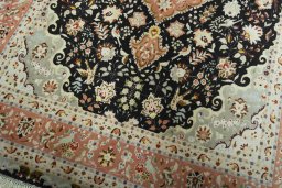 Close-up detail of 2000s Tabriz 50/60/70 Raj rug from Iran / Persia showing Cork weave