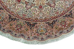 Close-up detail of New Tabriz 50/60/70 Raj rug from Iran / Persia showing Cork weave