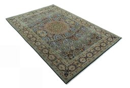 Close-up detail of New Tabriz 50/60/70 Raj rug from Iran / Persia showing Cork weave