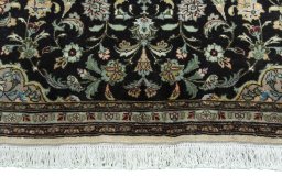 Central medallion detail of New Tabriz 50/60/70 Raj rug from Iran / Persia