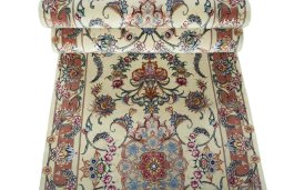 Close-up detail of 2000s Tabriz 50/60/70 Raj rug from Iran / Persia showing Cork weave