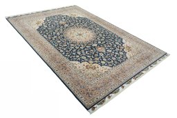 Close-up detail of New Tabriz 50/60/70 Raj rug from Iran / Persia showing Cork weave