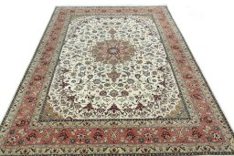 Surface texture of New Tabriz 50/60/70 Raj rug with natural Cork and intricate pattern