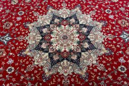 Central medallion detail of New Tabriz 50/60/70 Raj rug from Iran / Persia