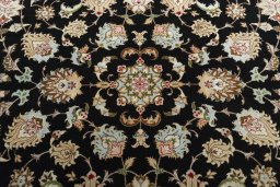Central medallion detail of New Tabriz 50/60/70 Raj rug from Iran / Persia