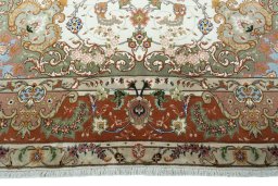 Full view of New Tabriz 50/60/70 Raj rug from Iran / Persia, 308 × 210 cm in Beige tones