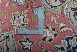Close-up detail of 2000s Tabriz 50/60/70 Raj rug from Iran / Persia showing Cork weave