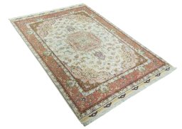 Close-up detail of 2000s Tabriz 50/60/70 Raj rug from Iran / Persia showing Cork weave